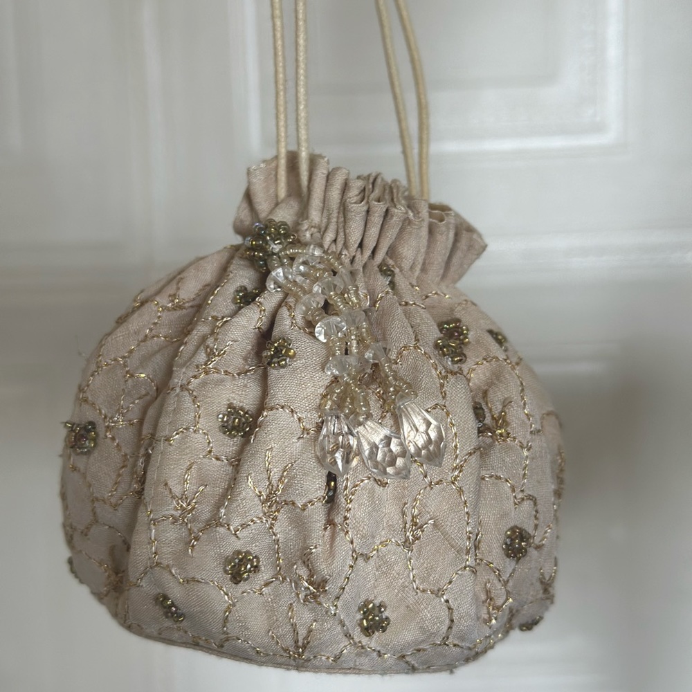 Unbranded Beaded Bonbon-Style Mini Bag with Drawstring